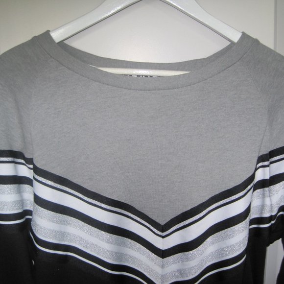 VICTORIA’S SECRET PINK brand, black/grey/white/silver color pullover. Size XS - Picture 3 of 8
